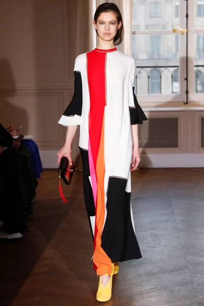 Look 7